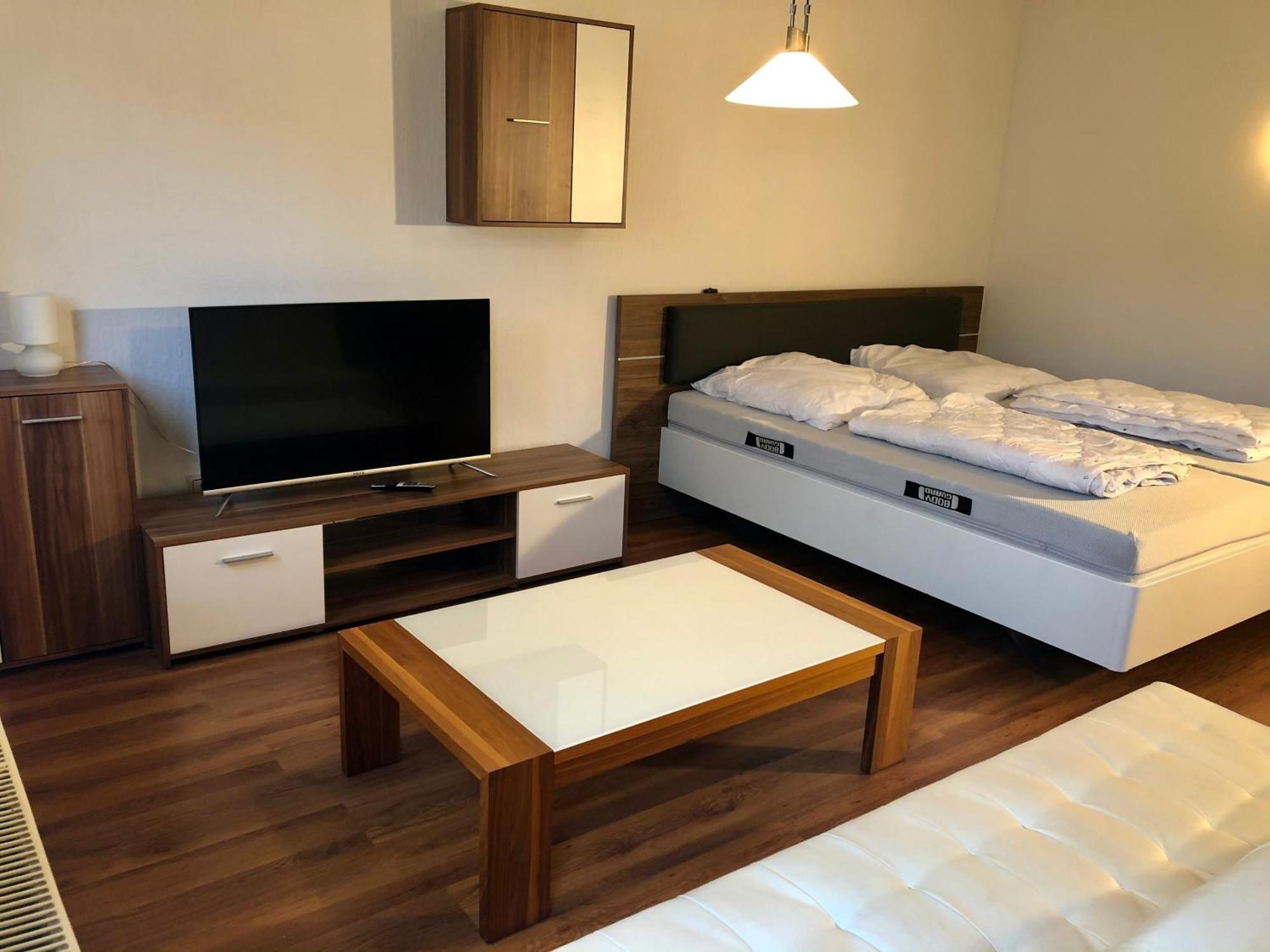 Ferienwohnung Familie Troeger Floh Buitenkant foto